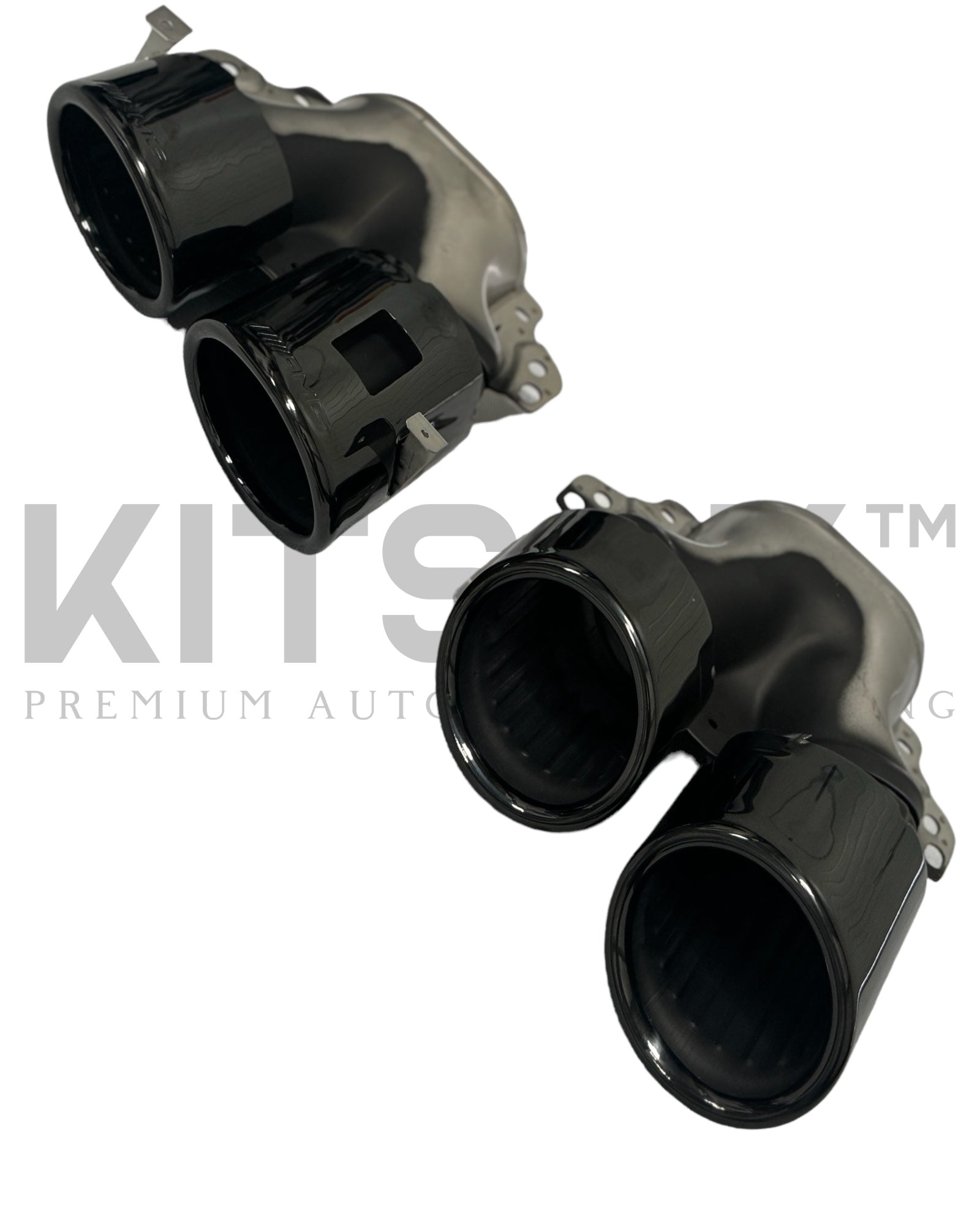 Mercedes A35 Quad Tips in Gloss Black finish enhancing vehicle's aggressive styling.