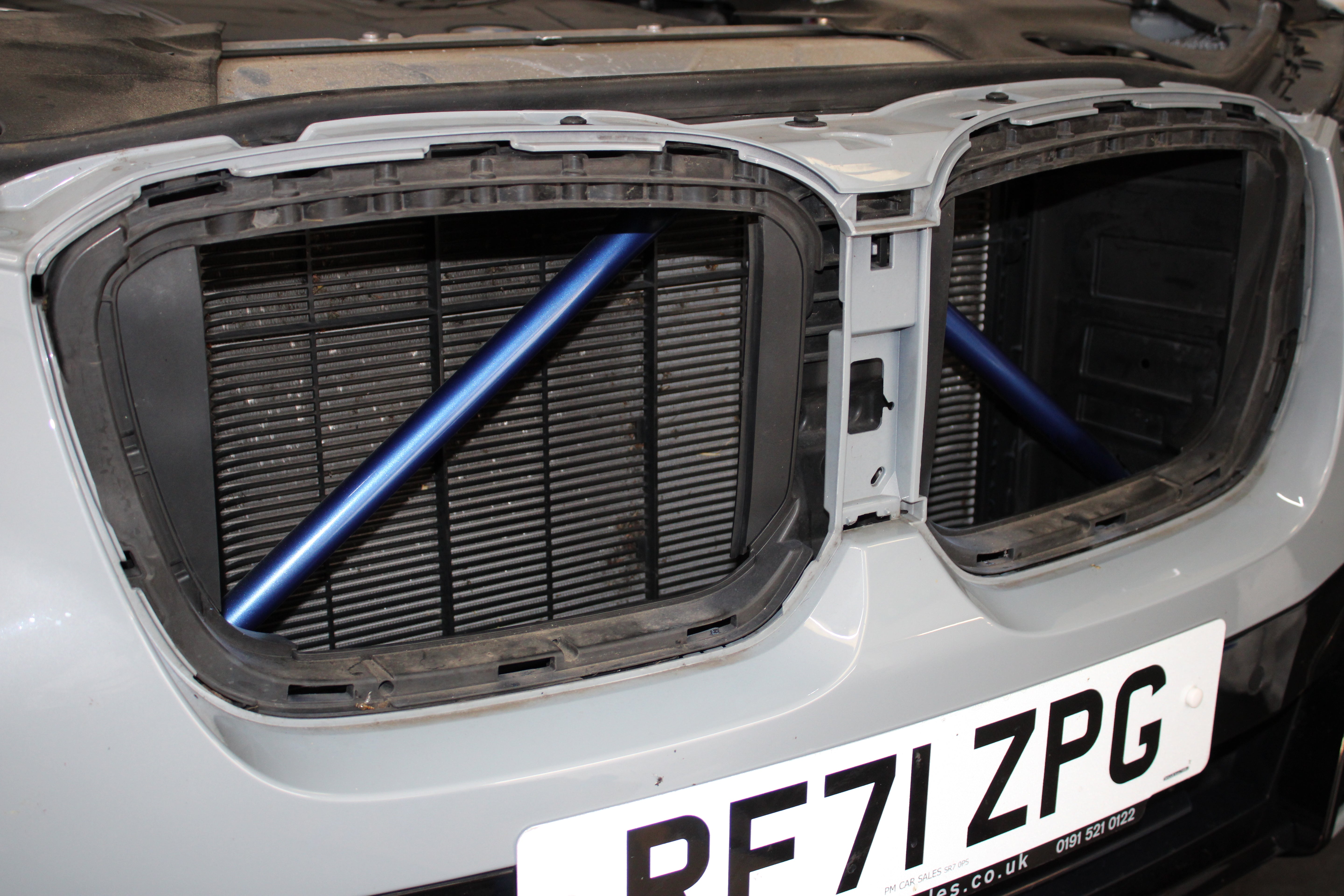 BMW V Brace Paint Service