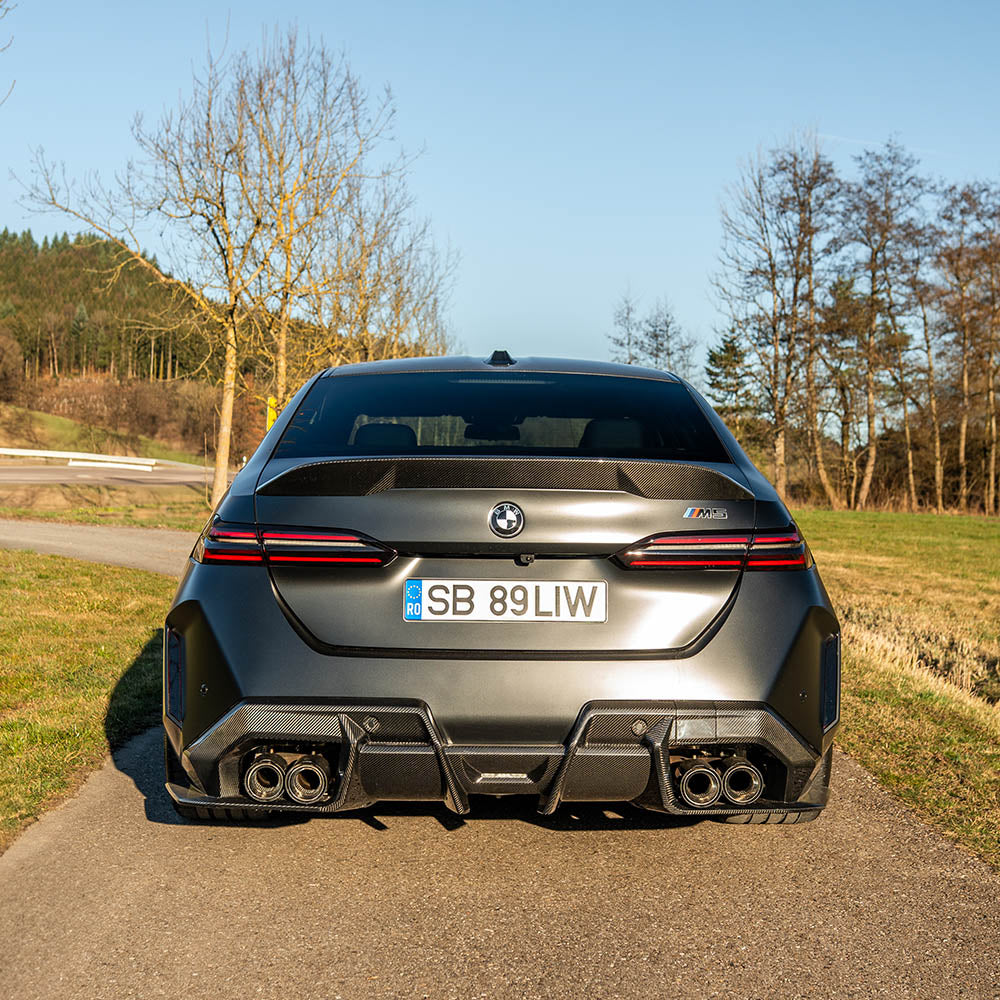 BMW G90 M5 & G60 5 SERIES 2023+ CARBON FIBRE SPOILER - KITS UK