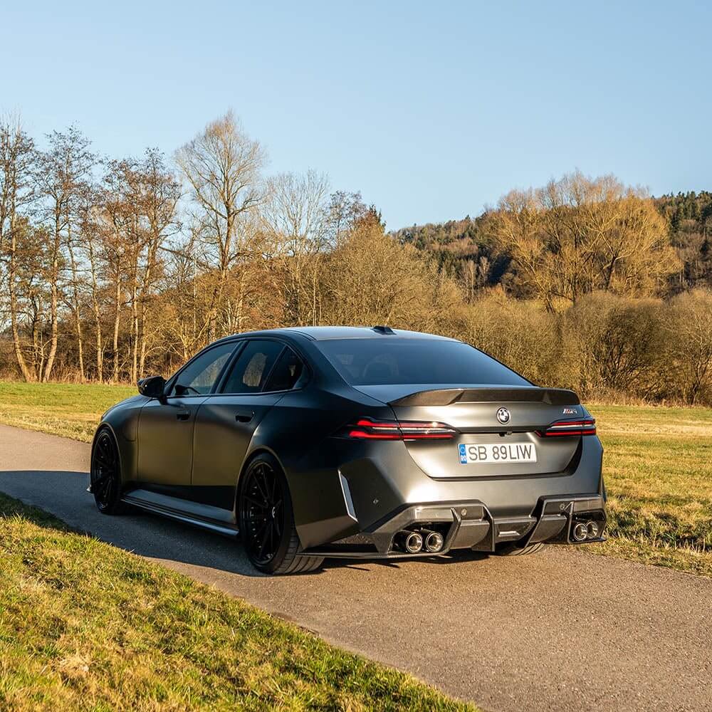 BMW G90 M5 & G60 5 SERIES 2023+ CARBON FIBRE SPOILER - CT DESIGN - KITS UK