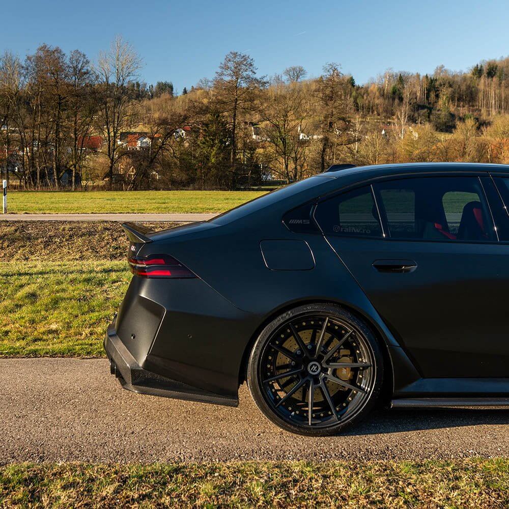 BMW G90 M5 & G60 5 SERIES 2023+ CARBON FIBRE SPOILER - CT DESIGN - KITS UK