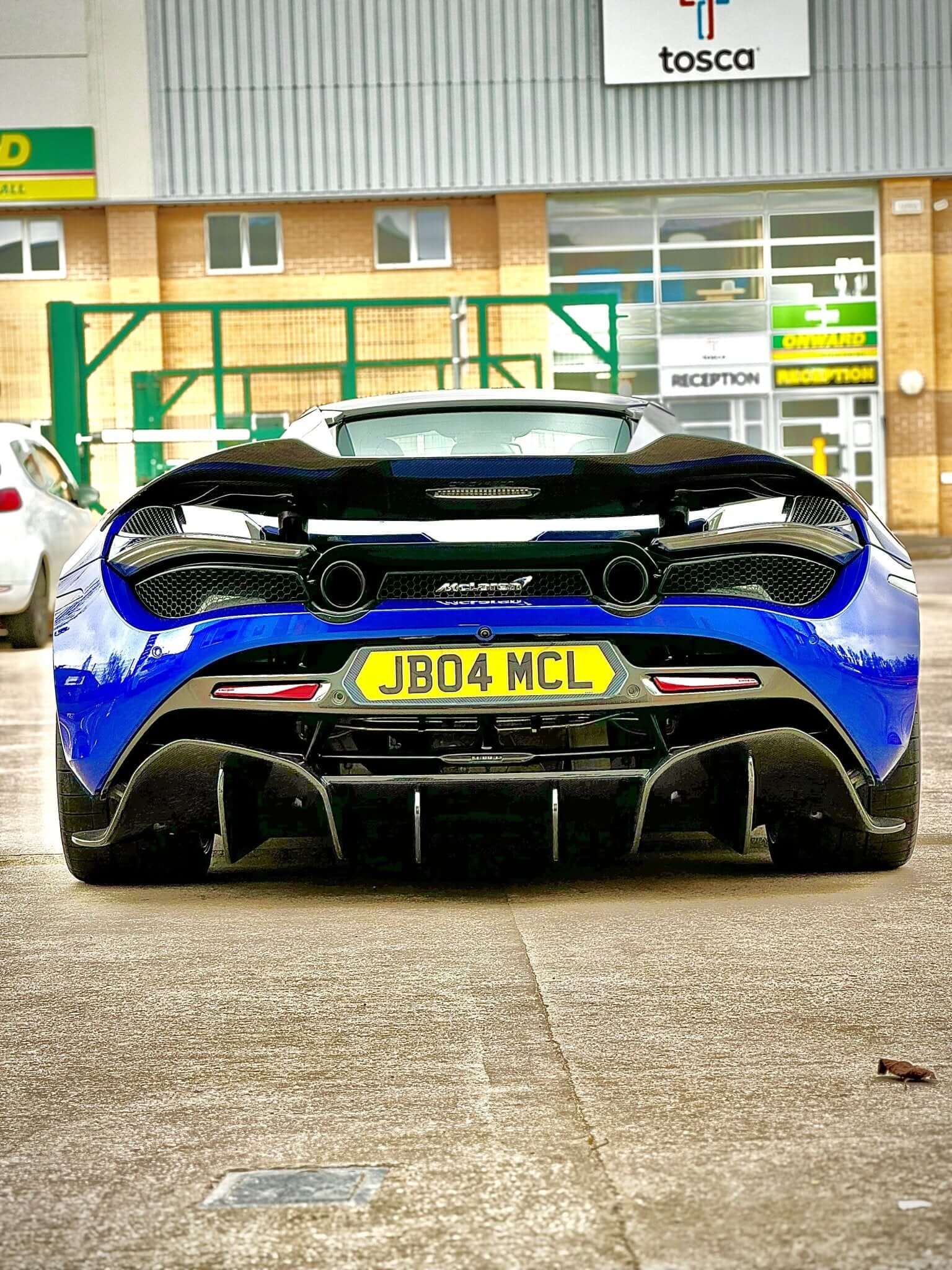 MCLAREN 720S CARBON FIBRE DIFFUSER - KITS UK