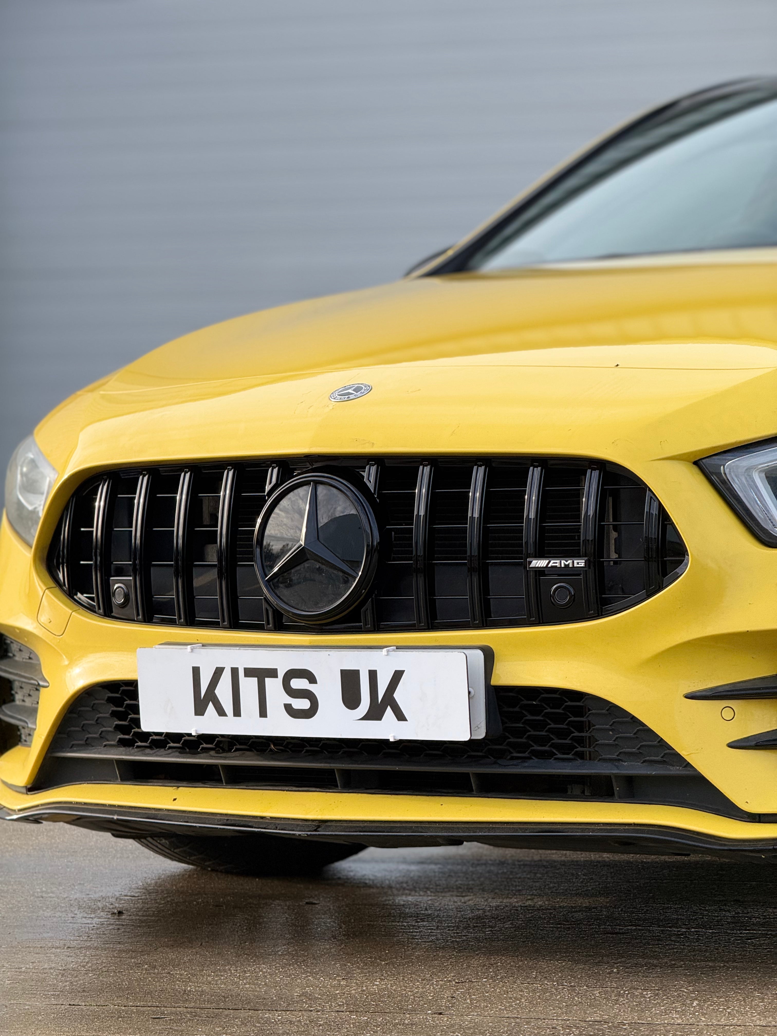 Mercedes W177 Gloss Black Grille Badge| Distronic Compatible - KITS UK