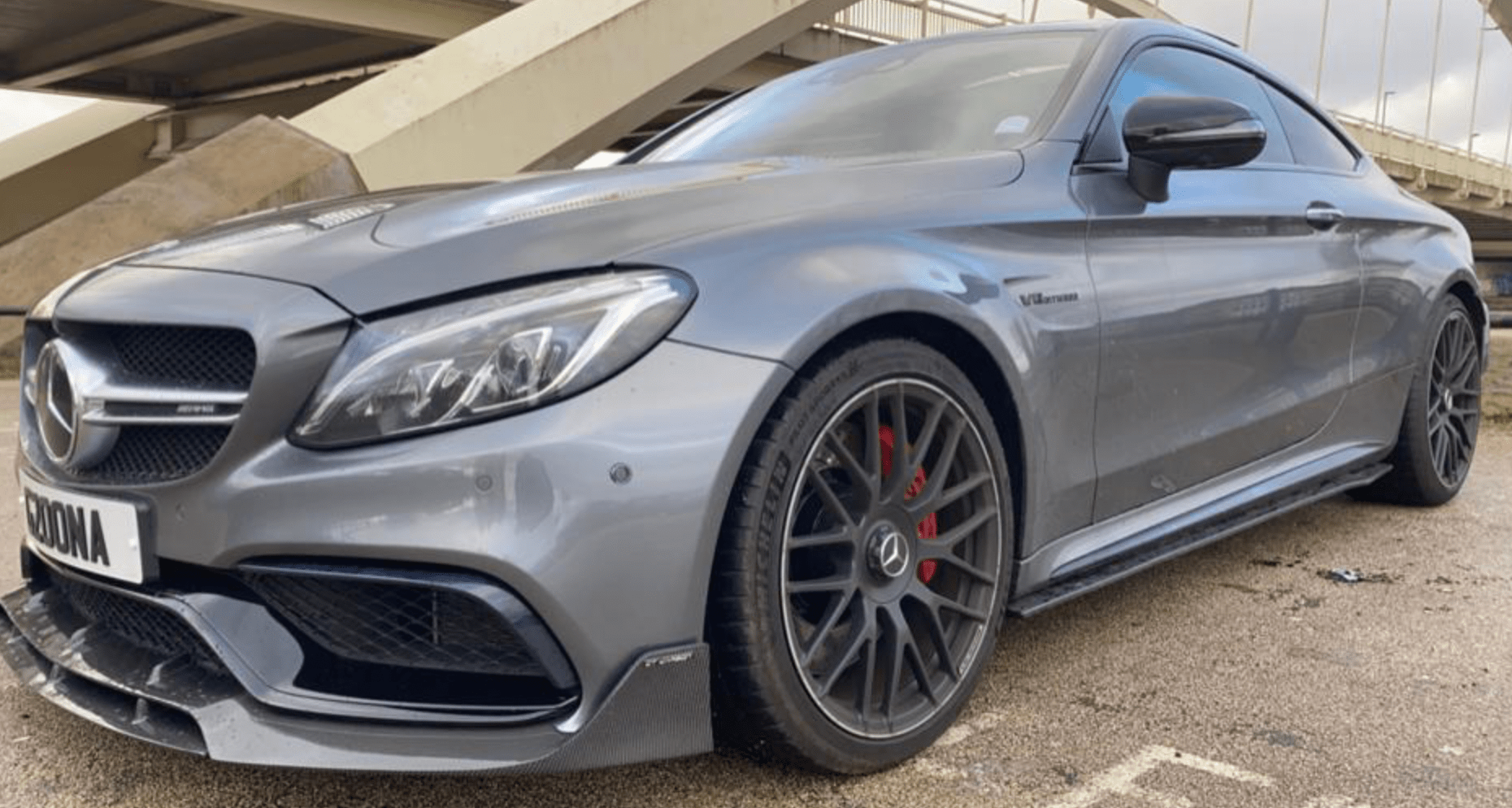 Mercedes C63 Saloon/Coupé Carbon Fibre Side Extensions - KITS UK