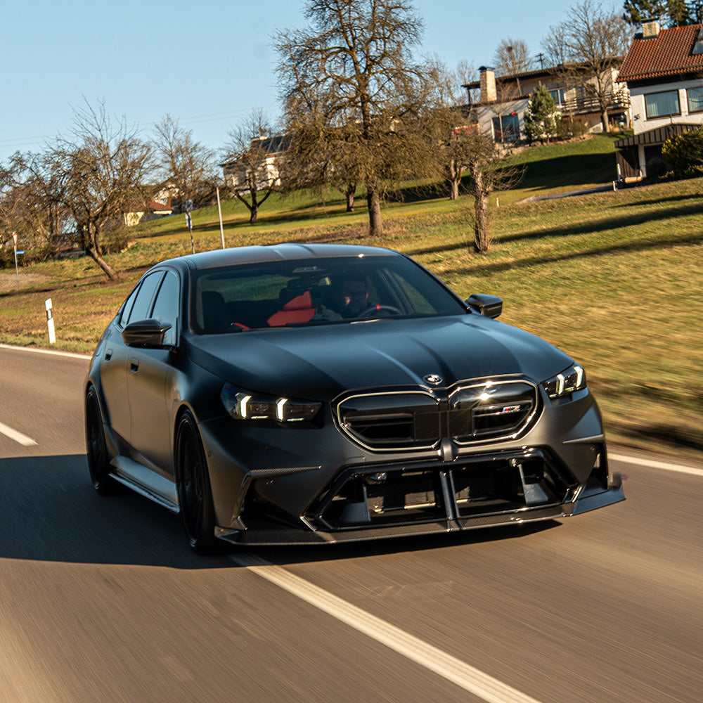 BMW G90/G99 M5 2024+ CARBON FIBRE SPLITTER - KITS UK