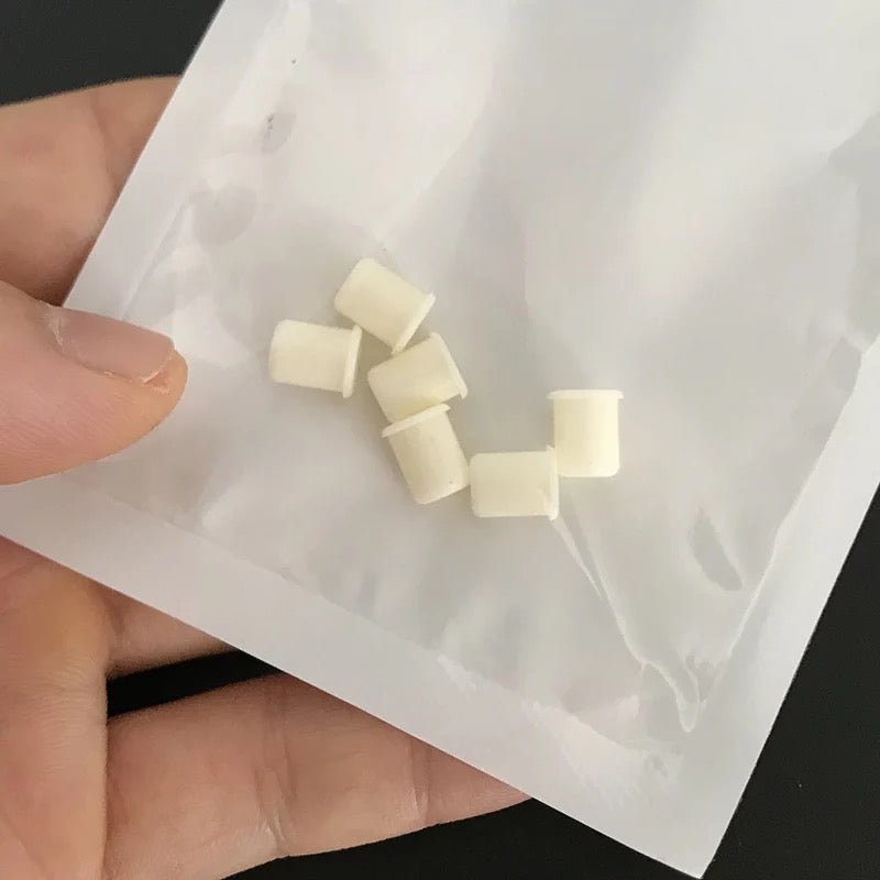 Boot Emblem Grommet Replacement 6Pk - KITS UK