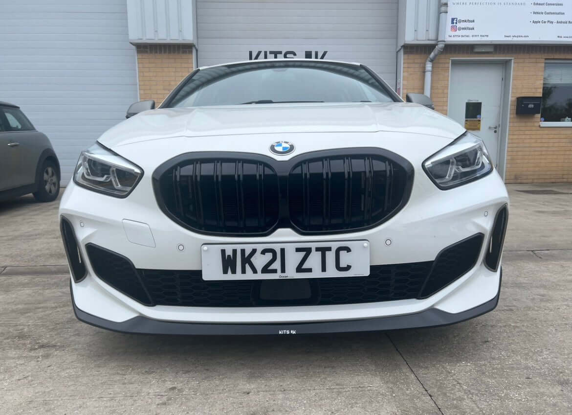 BMW 1 Series F40 grille | Gloss Black Dual Line shown on a white bmw