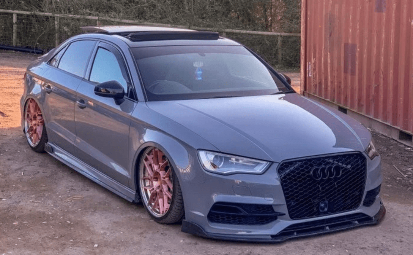 AUDI A3/S3/RS3 8V SALOON CARBON FIBRE SIDE SKIRTS - KITS UK