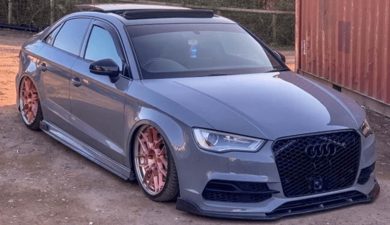AUDI A3 S - LINE & S3 FACELIFT SALOON 8V CARBON FIBRE SPLITTER - KITS UK