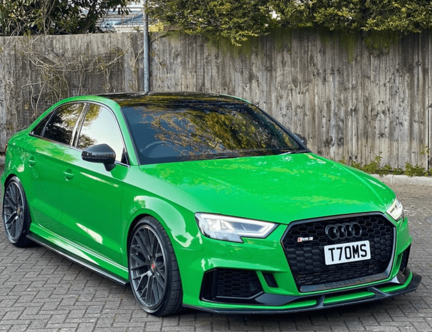 AUDI A3/S3/RS3 8V SALOON CARBON FIBRE SIDE SKIRTS - KITS UK