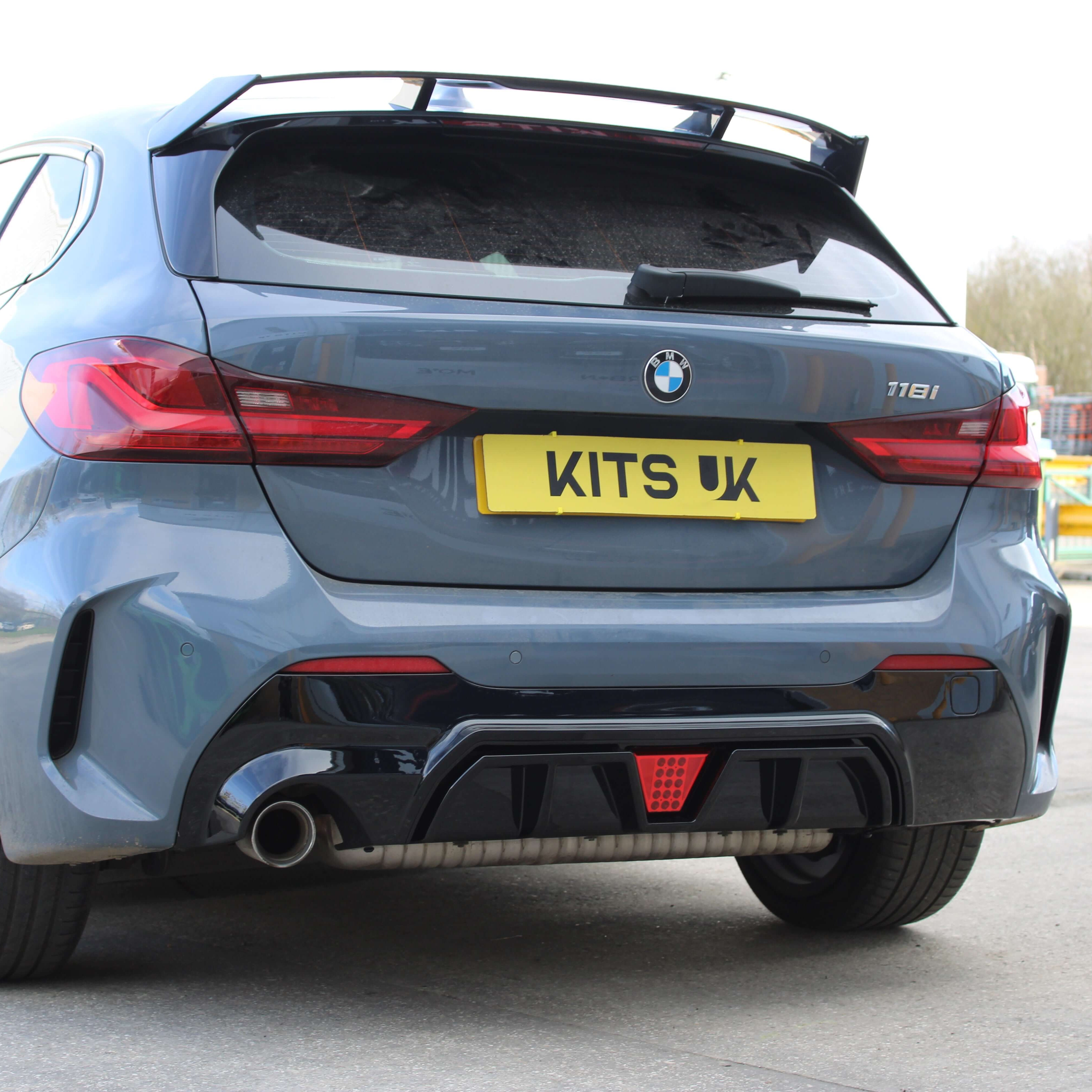 BMW F40 LED diffuser V2 - Gloss Black - KITS UK