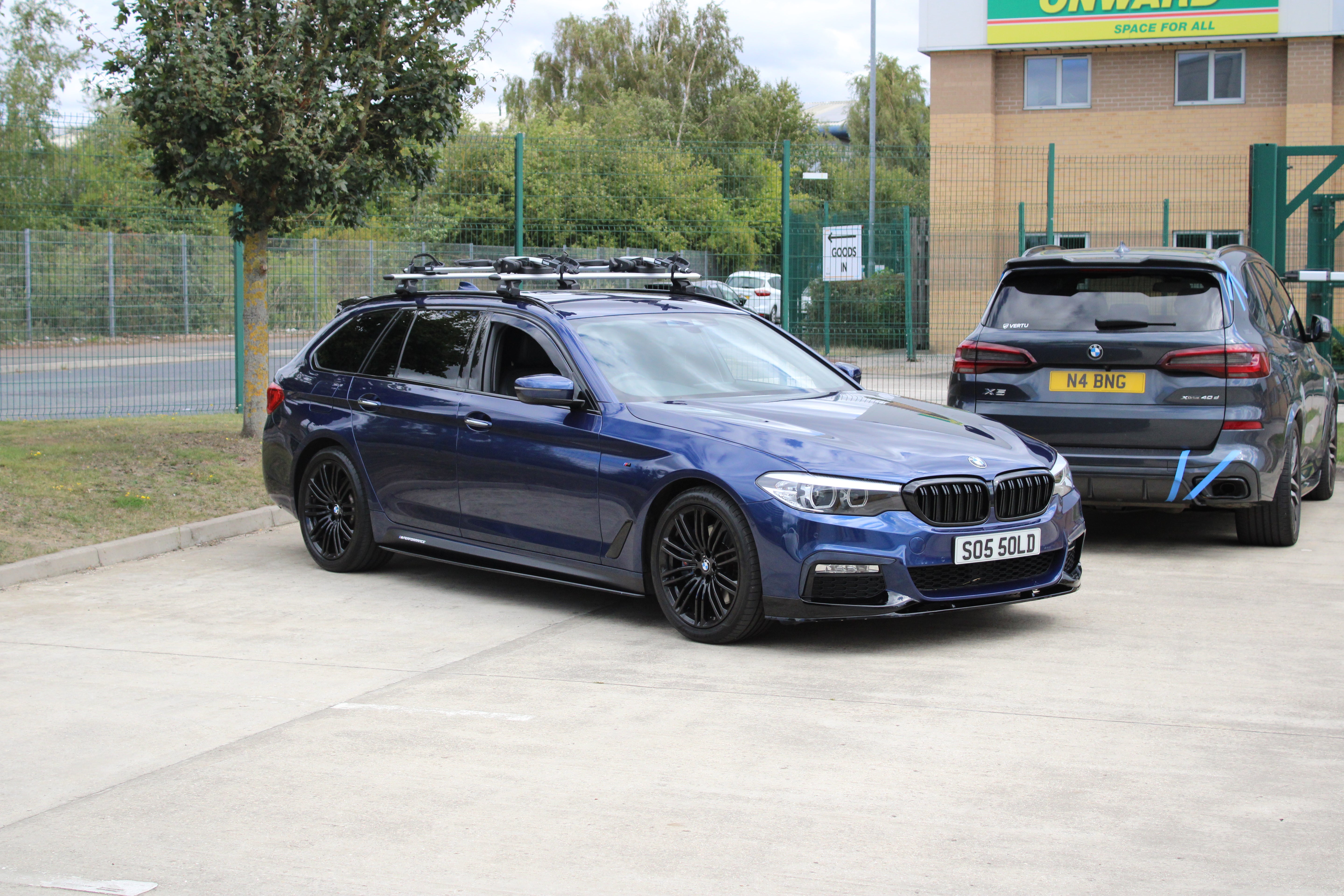 BMW G30 G31 Front Splitter Gloss Black Front Lip Upgrade