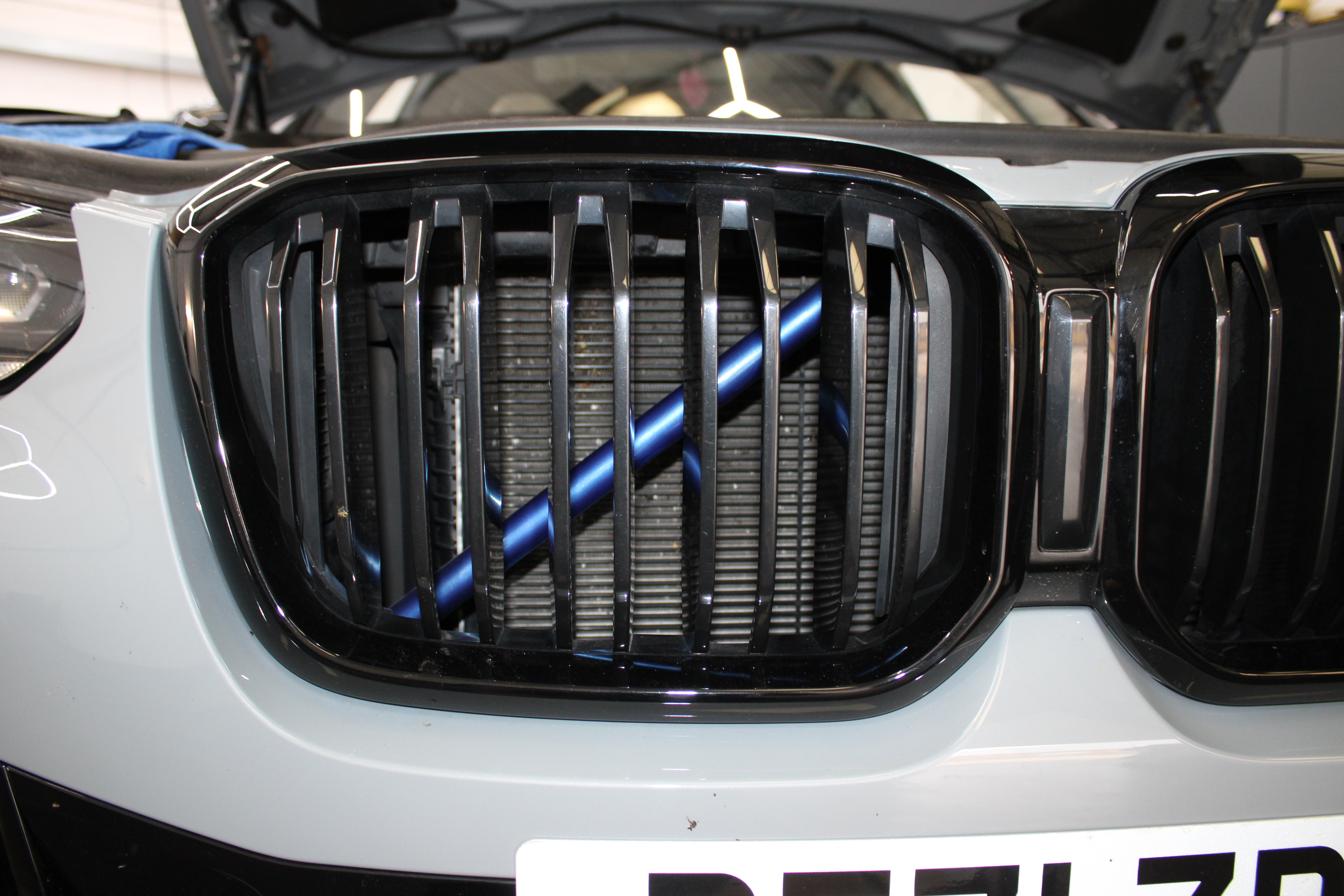 BMW V Brace Paint Service