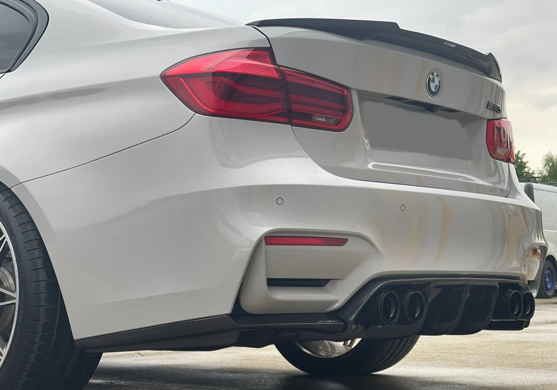 BMW M3/M4 (F80/F82/F83) Carbon Fibre V Style Diffuser - KITS UK